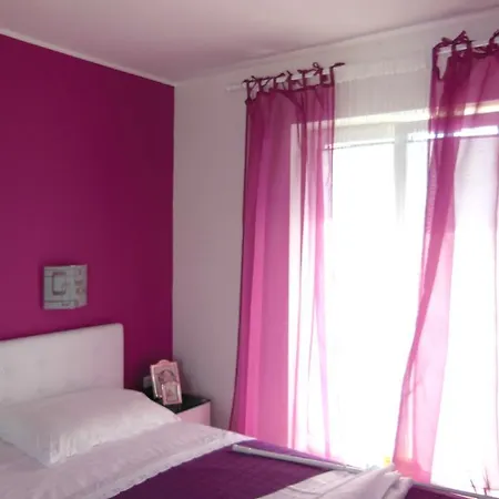 Violet Apartamento *
